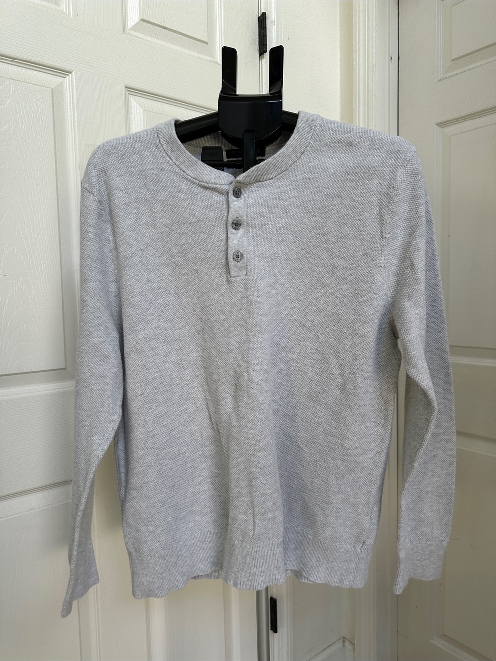 Banana Republic Men's Henley Sweater Long Sleeve 100% Cotton- Light Gray Size XL